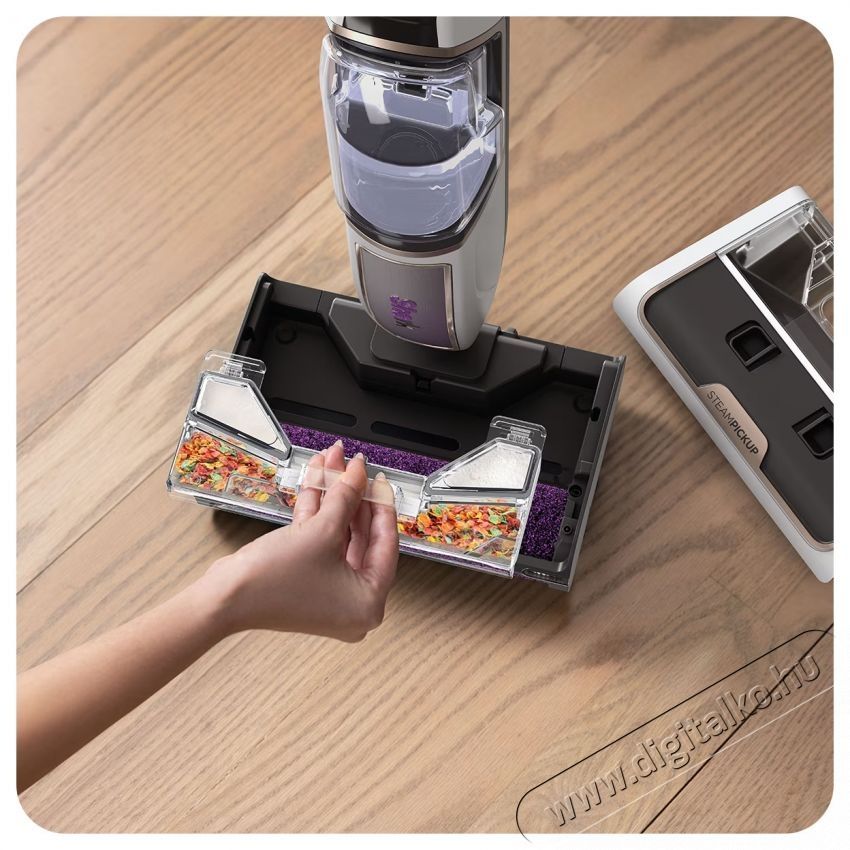 Shark SteamPickUp SD200 elektromos gőz&ouml;lős felmos&oacute;, t&ouml;bb fel&uuml;letre, 1230 W, 429 ml-es tart&aacute;ly, h&aacute;l&oacute;zati adapter H&aacute;ztart&aacute;s / Otthon / K&uuml;lt&eacute;r - Tiszt&iacute;t&oacute; / mos&oacute; - Gőz&ouml;lős padl&oacute;tiszt&iacute;t&oacute; - 537292