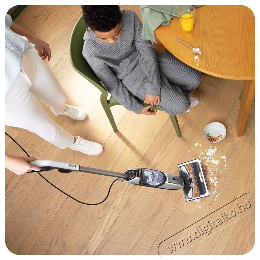 Shark SteamPickUp SD200 elektromos gőz&ouml;lős felmos&oacute;, t&ouml;bb fel&uuml;letre, 1230 W, 429 ml-es tart&aacute;ly, h&aacute;l&oacute;zati adapter H&aacute;ztart&aacute;s / Otthon / K&uuml;lt&eacute;r - Tiszt&iacute;t&oacute; / mos&oacute; - Gőz&ouml;lős padl&oacute;tiszt&iacute;t&oacute; - 537292