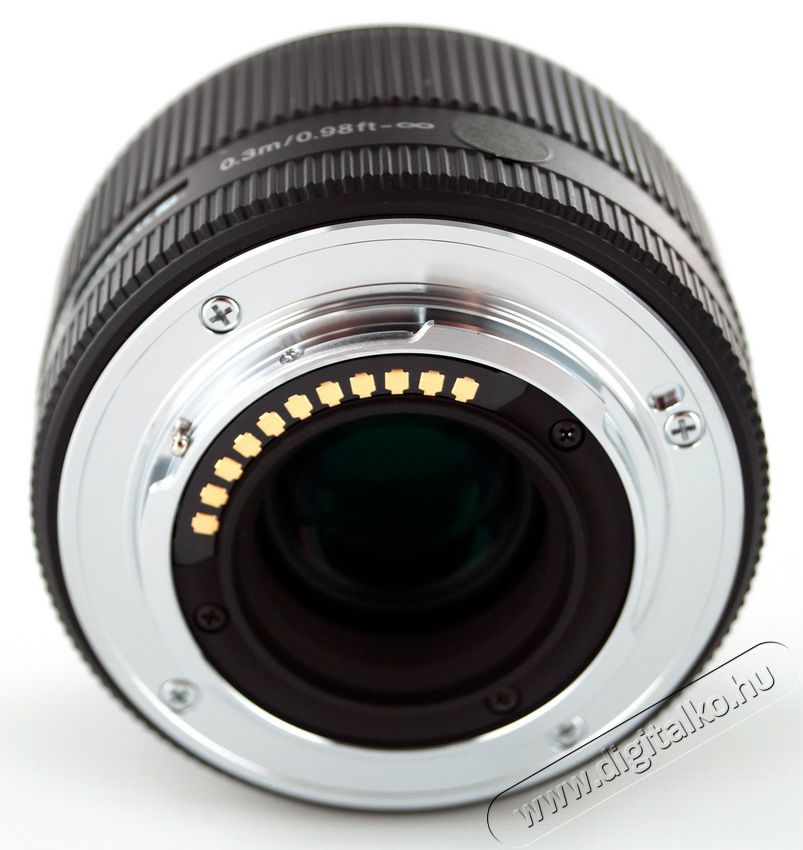 Sigma 30mm f/2,8 (A) EX DN fekete - Sony (3 év garancia!) Fotó-Videó kiegészítők - Objektív - Fix fókuszú objektív - 265966