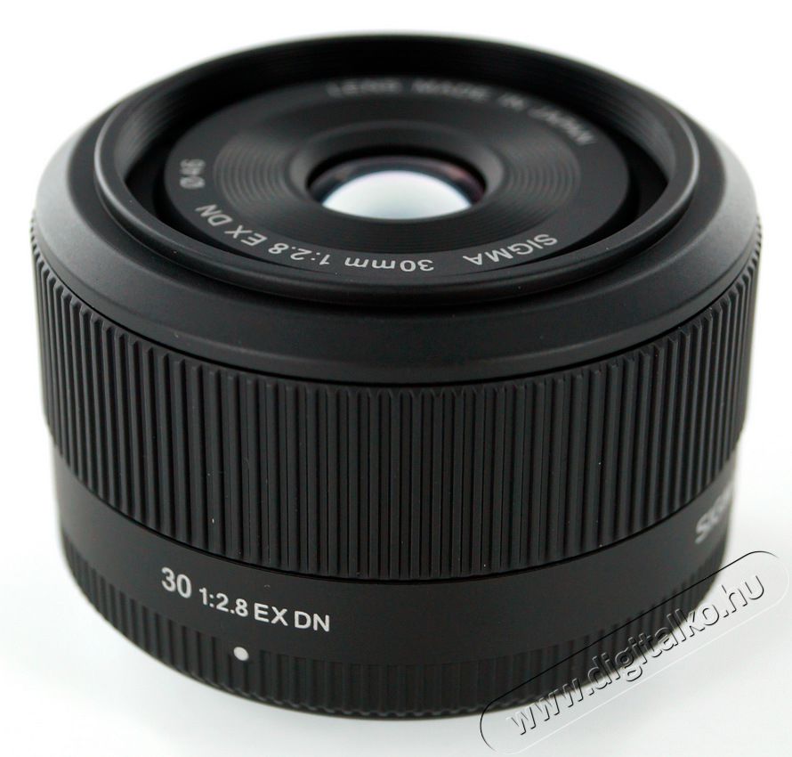 Sigma 30mm f/2,8 (A) EX DN fekete - Sony (3 év garancia!) Fotó-Videó kiegészítők - Objektív - Fix fókuszú objektív - 265966