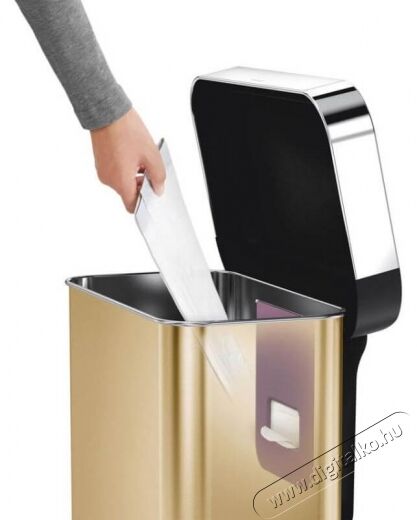 SimpleHuman simplehuman CW2073 45 literes pedálos szemetes beépített zsáktartóval - sárgaréz Háztartás / Otthon / Kültér - Lakásfelszerelés - Szemetes - 346110