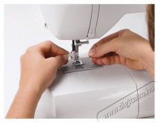 Singer C5205 CR varr&oacute;g&eacute;p H&aacute;ztart&aacute;s / Otthon / K&uuml;lt&eacute;r - Varr&oacute;g&eacute;p - 526084