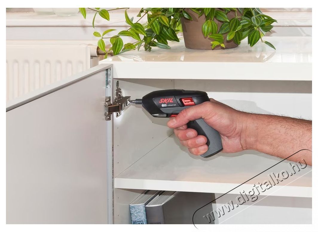 Skil F0152636AD Csavaroz&oacute;, 3.6 V, 1. Ah, Li-Ion, micro-USB, LED f&eacute;ny H&aacute;ztart&aacute;s / Otthon / K&uuml;lt&eacute;r - Szersz&aacute;m - Akkumul&aacute;toros csavarh&uacute;z&oacute; - 537295
