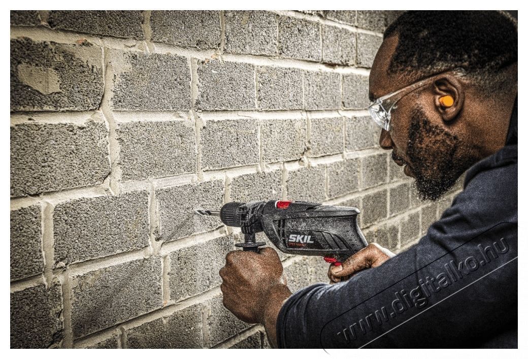 Skil F0156290AA &Uuml;tvef&uacute;r&oacute;, 710W, 2700 RPM + 3 f&uacute;r&oacute;sz&aacute;r 5/6/8 mm H&aacute;ztart&aacute;s / Otthon / K&uuml;lt&eacute;r - Szersz&aacute;m - F&uacute;r&oacute; / f&uacute;r&oacute;kalap&aacute;cs - 537294