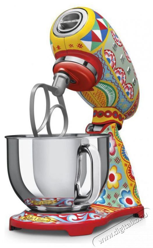 Smeg SMF03DGEU Dolce&Gabbana - Sicily is my love kollekci&oacute; Konyhai term&eacute;kek - Konyhai kisg&eacute;p (elők&eacute;sz&iacute;t&eacute;s / feldolgoz&aacute;s) - Konyhai robotg&eacute;p - 511383