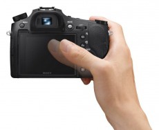 SONY DSC-RX10M4 fényképezőgép Fényképezőgép / kamera - Ultrazoom fényképezőgép - Közepes méretű - 328023