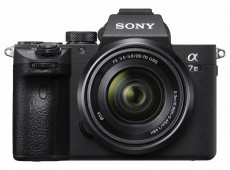 SONY Alpha 7 III (ILCE-7M3B) + 28-70MM Fényképezőgép / kamera - MILC cserélhető objektíves kompakt fényképezőgép - 344388