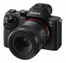 SONY Alpha 7 III (ILCE-7M3B) + 28-70MM Fényképezőgép / kamera - MILC cserélhető objektíves kompakt fényképezőgép - 344388