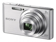 SONY DSC-W830S + 16GB CSDI.YS digitális fényképezőgép - Ezüst Fényképezőgép / kamera - Kompakt fényképezőgép - Normál tudású kompakt - 316878