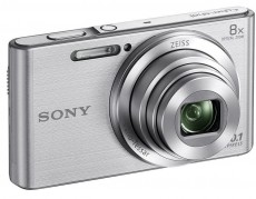 SONY DSCW830S Digitális fényképezőgép - ezüst + 32GB SDHC memóriakártya Fényképezőgép / kamera - MILC cserélhető objektíves kompakt fényképezőgép - 362015