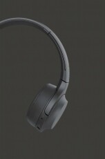 SONY WHH800 Hi-Res Bluetooth fejhallgató headset - fekete Audio-Video / Hifi / Multimédia - Fül és Fejhallgatók - Fejhallgató - 326743
