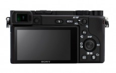SONY Alpha 6400 + 16-50mm - fekete Fényképezőgép / kamera - MILC cserélhető objektíves kompakt fényképezőgép - 347158