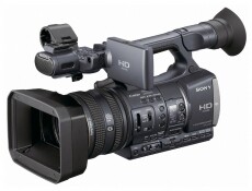 SONY HDR-AX2000 Fényképezőgép / kamera - Memóriakártyás videokamera - Professzionális - 29584