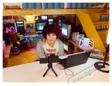 SONY ZV-1F vlogkamera F&eacute;nyk&eacute;pezőg&eacute;p / kamera - Kompakt f&eacute;nyk&eacute;pezőg&eacute;p - Norm&aacute;l tud&aacute;s&uacute; kompakt - 520078