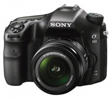 SONY Alpha A68 + 18-55mm SAM II Fényképezőgép / kamera - DSLR tükörreflexes fényképezőgép - 299657