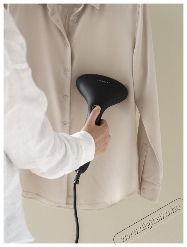 Steamery Cirrus 2 Black Ruhagőz&ouml;lő H&aacute;ztart&aacute;s / Otthon / K&uuml;lt&eacute;r - Egy&eacute;b h&aacute;ztart&aacute;si term&eacute;k - 526221