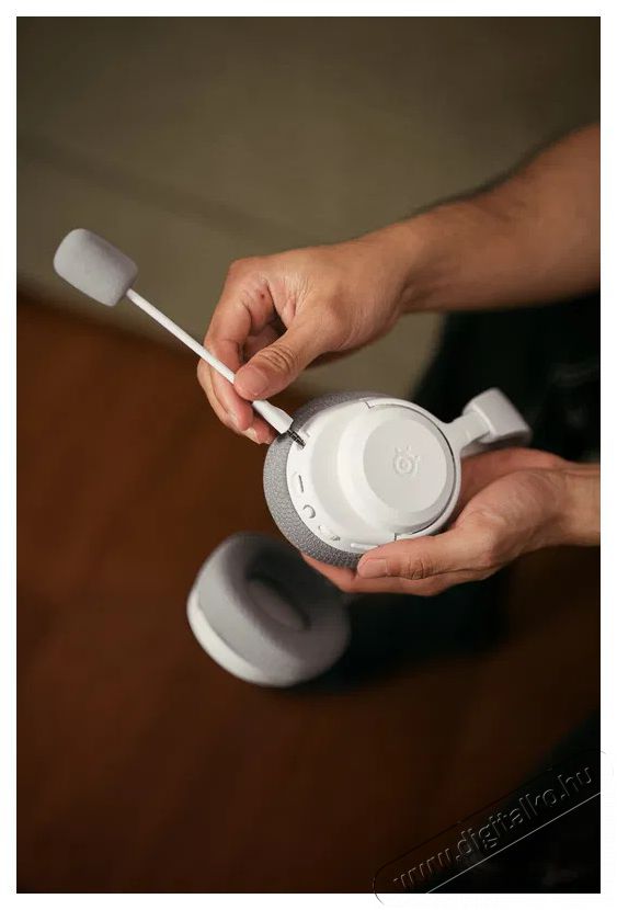 STEELSERIES Arctis Nova 3PW White Audio-Video / Hifi / Multim&eacute;dia - F&uuml;l &eacute;s Fejhallgat&oacute;k - Fejhallgat&oacute; mikrofonnal / headset - 526237