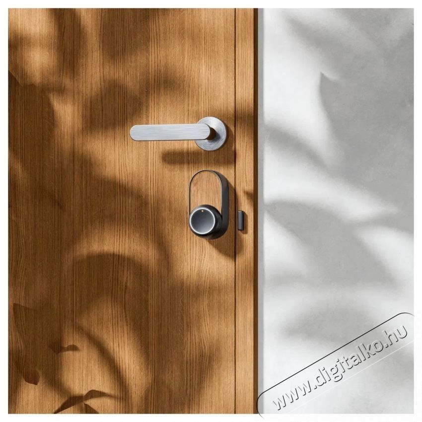 SwitchBot Lock Ultra Black H&aacute;ztart&aacute;s / Otthon / K&uuml;lt&eacute;r - Okos otthon - Kieg&eacute;sz&iacute;tő - 520843