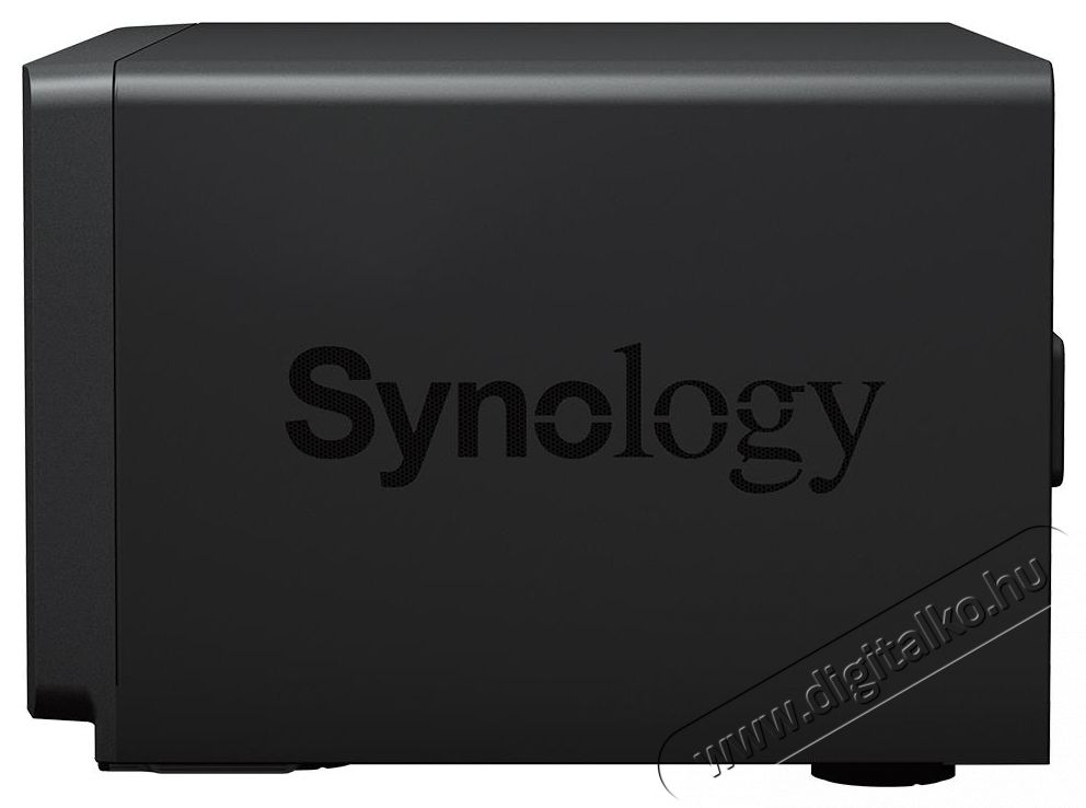Synology DS1823xs+ NAS Iroda &eacute;s sz&aacute;m&iacute;t&aacute;stechnika - Adatt&aacute;rol&oacute; / merevlemez - Kieg&eacute;sz&iacute;tő - 532697