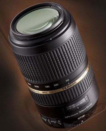 Tamron 70-300mm f/4-5,6 (A005 NII) SP Di VC USD Objektív beépített motorral - Nikon Fotó-Videó kiegészítők - Objektív - Zoom objektív - 266253