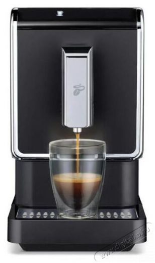 Tchibo Esperto Caffe automata kávéfőző fekete Konyhai termékek - Kávéfőző / kávéörlő / kiegészítő - Automata kávéfőző - 399297