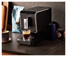 Tchibo Esperto Caffe automata kávéfőző fekete Konyhai termékek - Kávéfőző / kávéörlő / kiegészítő - Automata kávéfőző - 399297