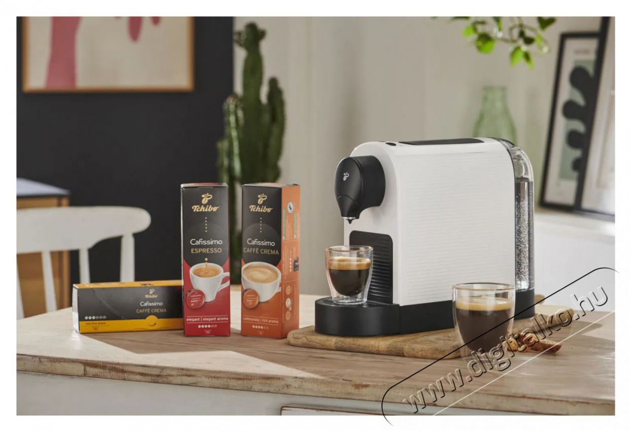 Tchibo Cafissimo PURE+ White Konyhai term&eacute;kek - K&aacute;v&eacute;főző / k&aacute;v&eacute;&ouml;rlő / kieg&eacute;sz&iacute;tő - Kapszul&aacute;s / podos k&aacute;v&eacute;főző - 519212