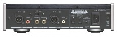 TEAC UD-501 D/A konverter - ezüst Audio-Video / Hifi / Multimédia - Hifi - Sztereó - D/A konverter / fejhallgató erősítő - 329182