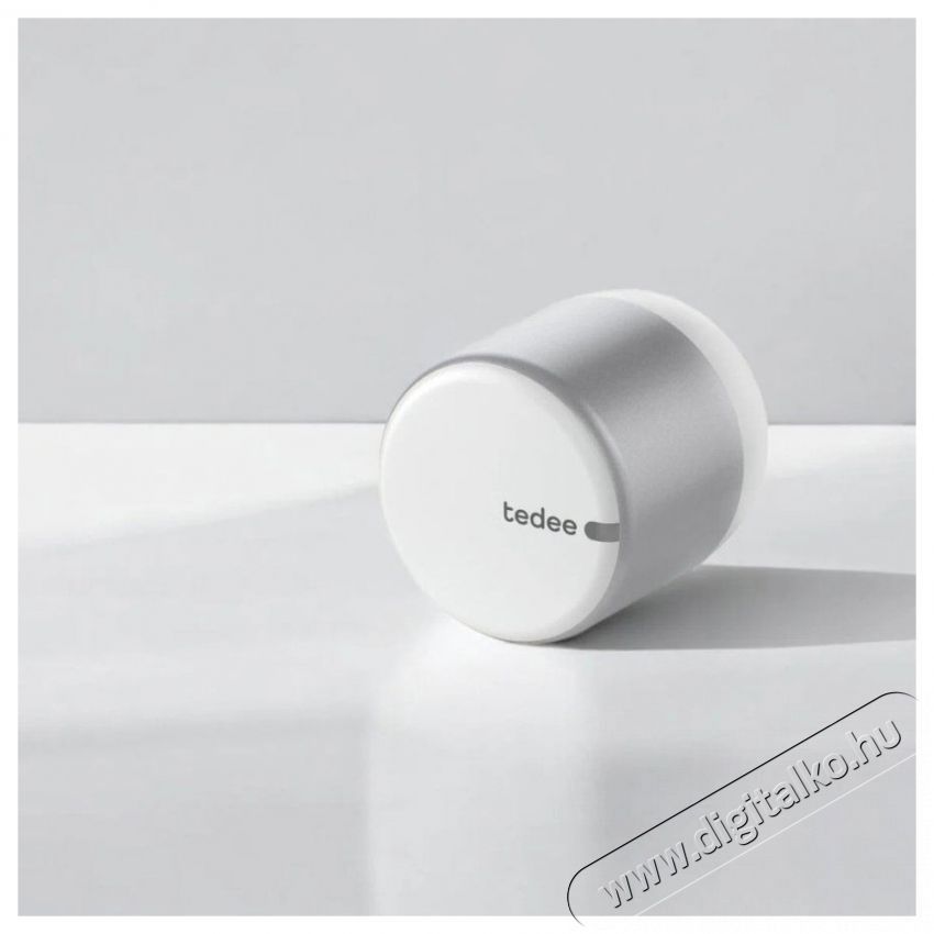 Tedee  GO2, ez&uuml;st H&aacute;ztart&aacute;s / Otthon / K&uuml;lt&eacute;r - Okos otthon - Kieg&eacute;sz&iacute;tő - 520862