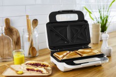Tefal SW701110 szendvicssütő Konyhai termékek - Konyhai kisgép (sütés / főzés / hűtés / ételkészítés) - Melegszendvics / gofri sütő - 373397