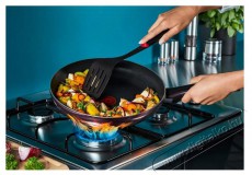Tefal D5220883 Resist Intense serpenyő 32cm Konyhai termékek - Edény - Serpenyő - 379190