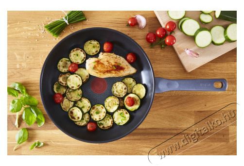 Tefal G7300755 Daily cook serpenyő 30cm Konyhai term&eacute;kek - Ed&eacute;ny - Serpenyő - 384132