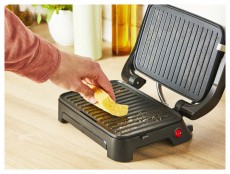 Tefal GC270D10 Inicio Compact szürke-fekete kontaktgrill Konyhai termékek - Konyhai kisgép (sütés / főzés / hűtés / ételkészítés) - Kontakt grill sütő / sütőlap - 501363