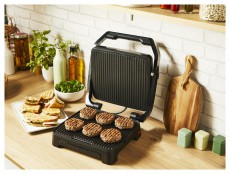 Tefal GC272D10 szürke-fekete kontaktgrill Konyhai termékek - Konyhai kisgép (sütés / főzés / hűtés / ételkészítés) - Kontakt grill sütő / sütőlap - 502379