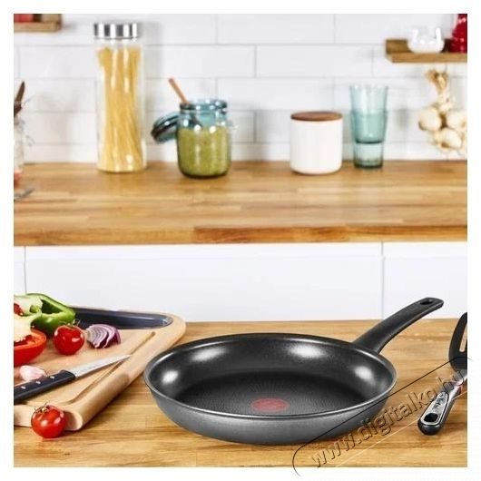 Tefal G2700423 Easy Chef serpenyő 24 cm Konyhai term&eacute;kek - Ed&eacute;ny - Serpenyő - 520906
