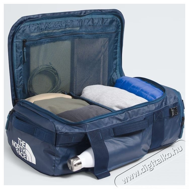 The North Face Base Camp Voyager Duffel 32l utaz&oacute;t&aacute;ska, k&eacute;k H&aacute;ztart&aacute;s / Otthon / K&uuml;lt&eacute;r - J&aacute;t&eacute;k / Sport - Kieg&eacute;sz&iacute;tő - 533860