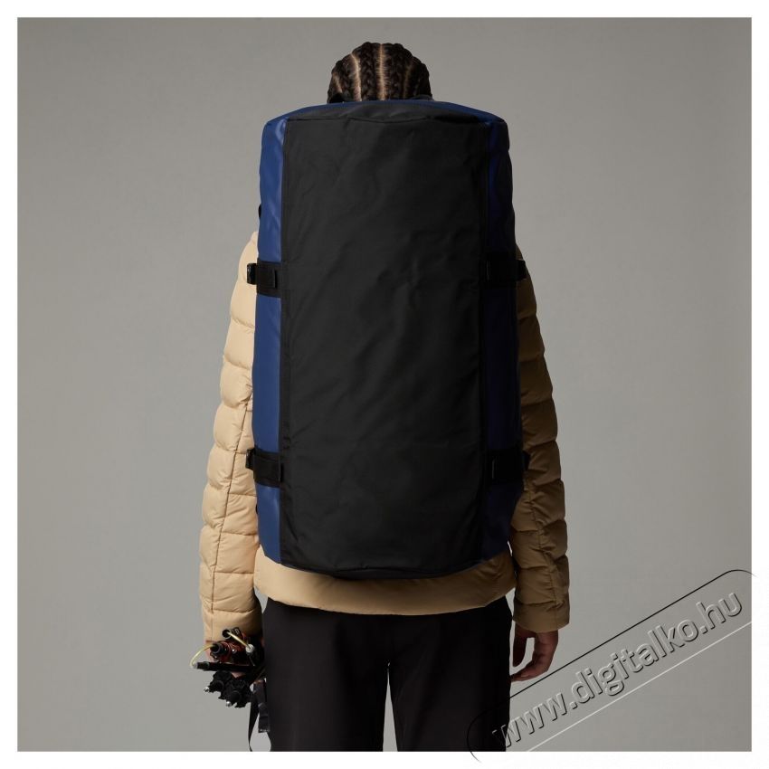 The North Face Base Camp Duffel M sportt&aacute;ska, k&eacute;k Fot&oacute;-Vide&oacute; kieg&eacute;sz&iacute;tők - Fot&oacute;-vide&oacute; t&aacute;ska / tok - K&eacute;zi &eacute;s v&aacute;llt&aacute;ska - 537503