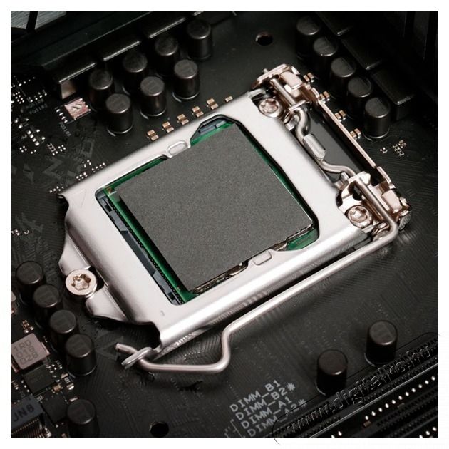 THERMAL GRIZZLY Carbonaut 38 x 38 x 0.2 mm hővezető lap Iroda &eacute;s sz&aacute;m&iacute;t&aacute;stechnika - Egy&eacute;b sz&aacute;m&iacute;t&aacute;stechnikai term&eacute;k - 456727