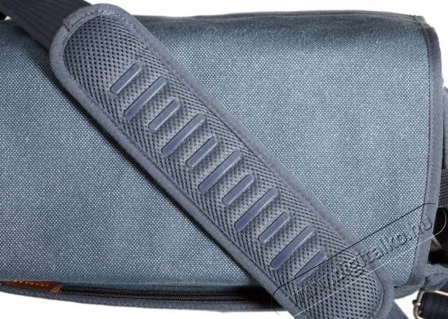 ThinkTank Retrospective 30 palaszürke (blue slate) válltáska Újdonságok - Legfrissebb termékek - 304006