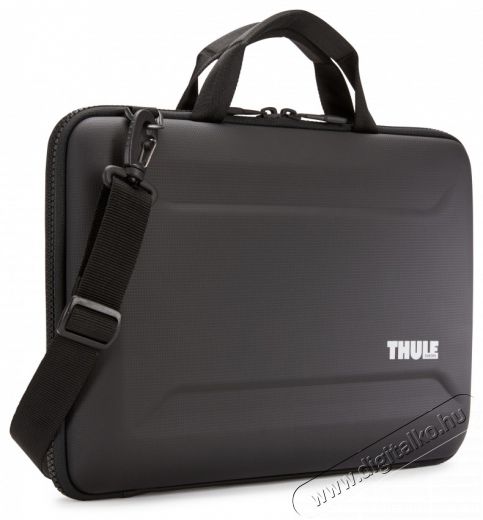 Thule Gauntlet 4 16” MacBook Pro Attaché notebook táska Egyéb - Nem forgalmazzuk ! - 451414