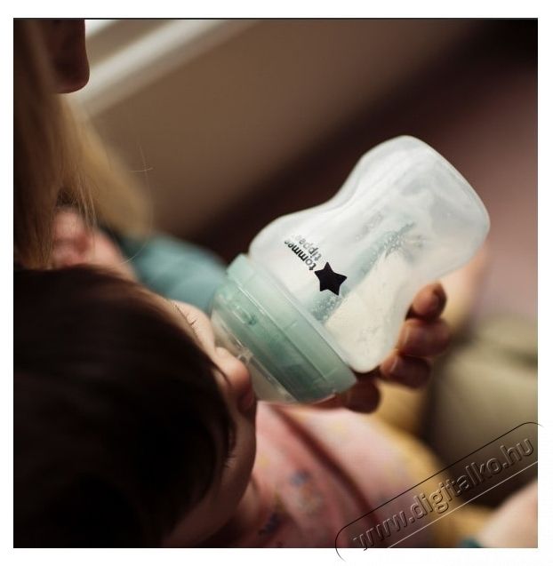 Tommee Tippee Advanced Anti-colic cumis&uuml;veg, 260 ml Sz&eacute;ps&eacute;g&aacute;pol&aacute;s / Eg&eacute;szs&eacute;g - Baba mama term&eacute;k - Cumis&uuml;veg / cumi / etet&eacute;s kieg&eacute;sz&iacute;tő - 533890