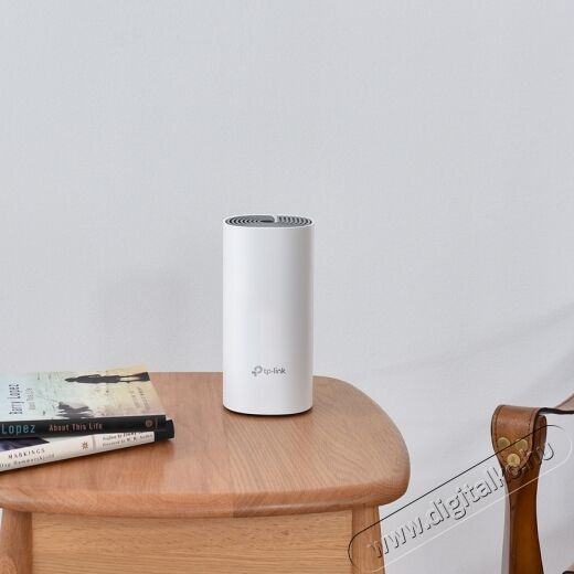 TP-LINK DECO E4 AC1200 Dual Band 802.11ac vezeték nélküli router rendszer (2db-os) Iroda és számítástechnika - Hálózat - Router - 368522