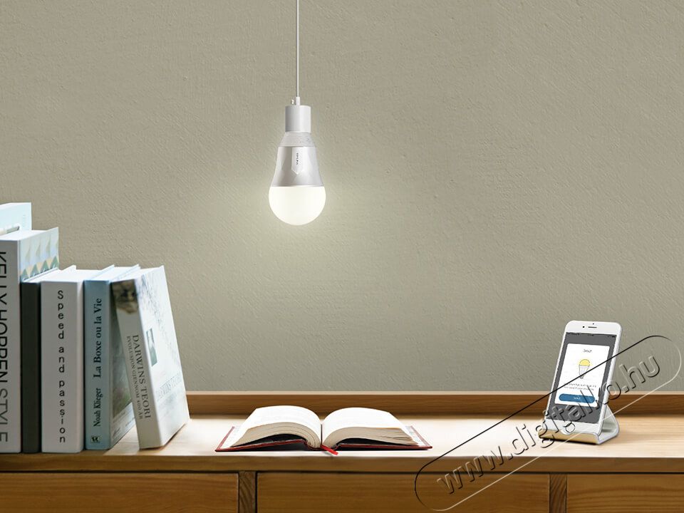 TP-LINK LB100 Intelligens Wi-Fi-s LED égő tompítható fénnyel Háztartás / Otthon / Kültér - Világítás / elektromosság - E27 foglalatú izzó - 334283
