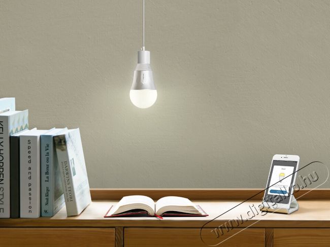 TP-LINK LB100 Intelligens Wi-Fi-s LED égő tompítható fénnyel Háztartás / Otthon / Kültér - Világítás / elektromosság - E27 foglalatú izzó - 334283