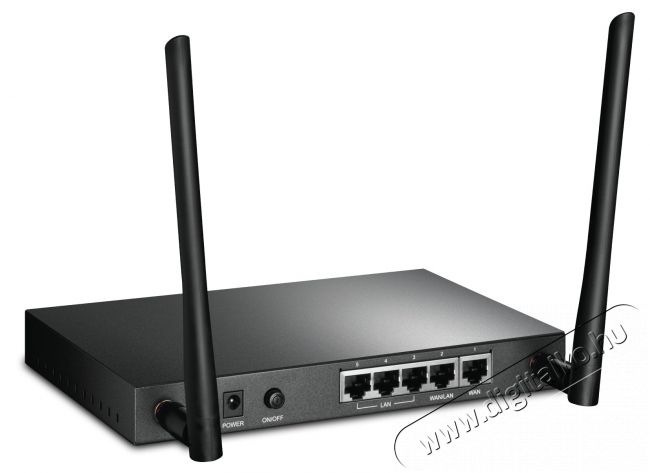 TP-LINK TL-ER604W SafeStream Vezeték nélküli 300Mbps Gigabit VPN Router Iroda és számítástechnika - Hálózat - Router - 313219