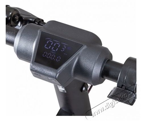 Trevi EVO ES 88 W Fekete elektromos roller Háztartás / Otthon / Kültér - Játék / Sport - Roller / segway / gördeszka - 381779
