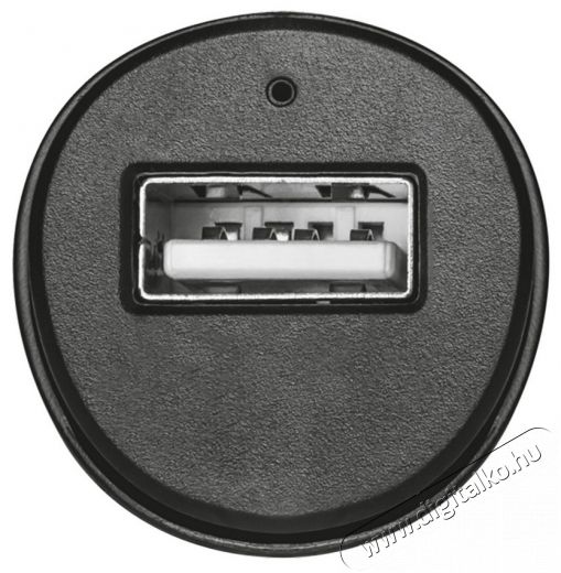Trust 12W USB autós gyorstöltő (21711) Mobil / Kommunikáció / Smart - Mobiltelefon kiegészítő / tok - Hálózati-, autós töltő - 318099