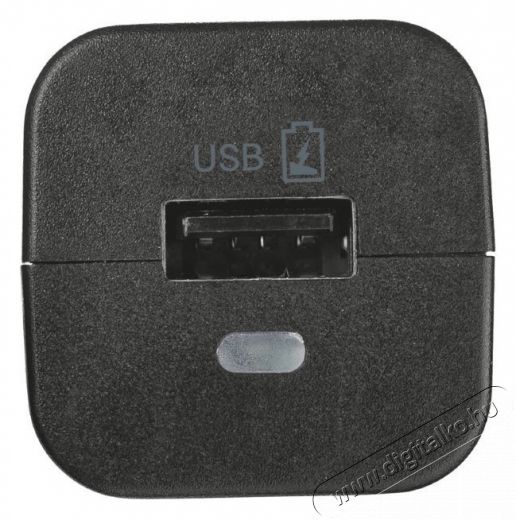 Trust autós adapter USB - 12W (19165) Mobil / Kommunikáció / Smart - Mobiltelefon kiegészítő / tok - Hálózati-, autós töltő - 307366