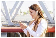 Trust Nika Touch Bluetooth true wireless headset - türkiz Audio-Video / Hifi / Multimédia - Fül és Fejhallgatók - Fülhallgató mikrofonnal / headset - 368549