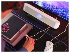 Trust GXT 619W Thorne RGB - feh&eacute;r Iroda &eacute;s sz&aacute;m&iacute;t&aacute;stechnika - PC hangsz&oacute;r&oacute; / hangfal - 520226